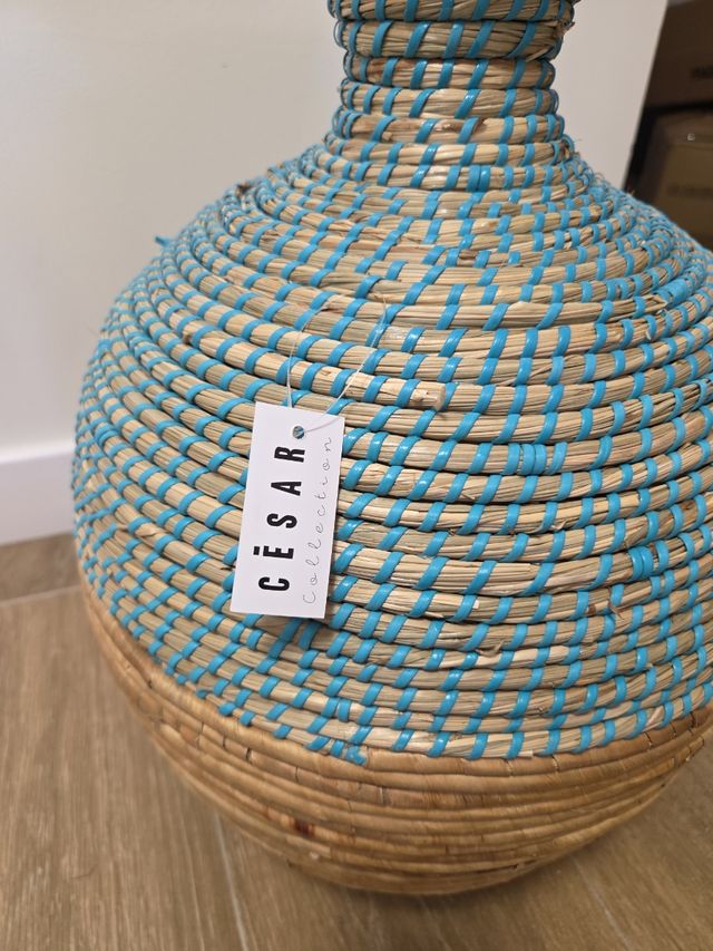 Jarrón mimbre turquesa, nuevo, con etiqueta
