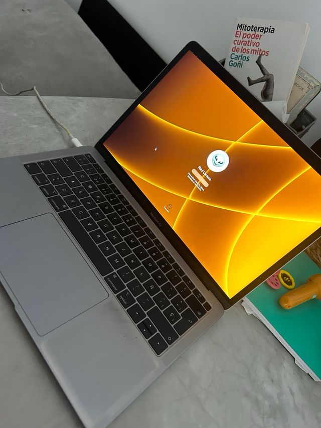 MacBook Air 2018 - 8GB RAM - 512Gb SSD