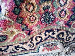 Antico tappeto di lana di grandi dimensioni