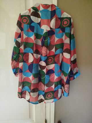 Blusa estampada multicolor