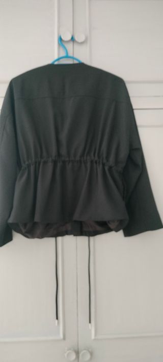 Chaqueta negra dorado Paris
