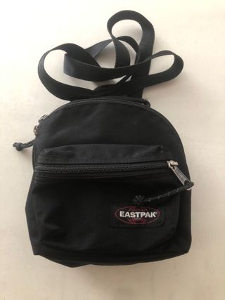 Eastpak bandolera negra