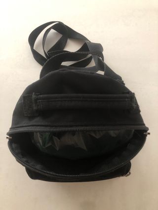 Eastpak bandolera negra