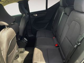 Volvo XC40 Momentum Pro 2WD