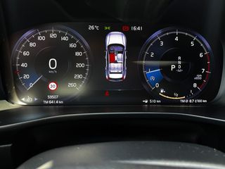 Volvo XC40 Momentum Pro 2WD