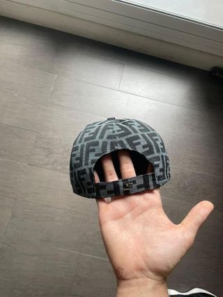 Gorra Fendi original
