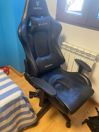Silla gaming Oversteel - Negra