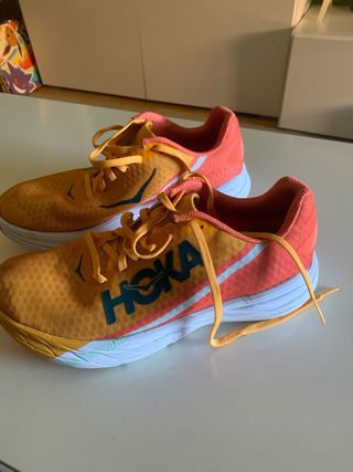 Zapatillas Hoka Rocket X -
40 2/3
amarillo naranja