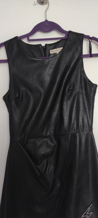 Vestido negro cuero sintético M
