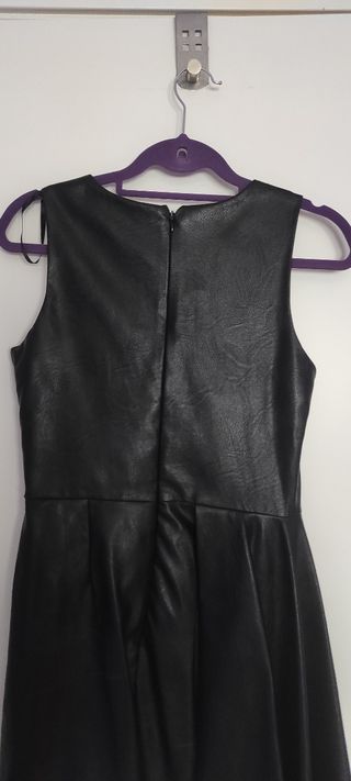 Vestido negro cuero sintético M