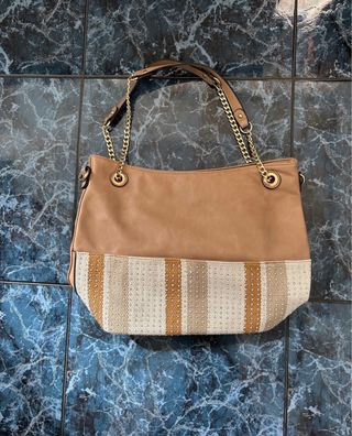 Bolso bandolera beige y marrón