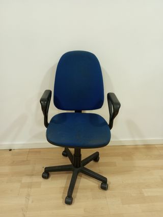 Silla oficina giratoria azul