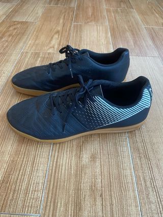 Zapatillas Kipsta Agility 100 Sala - Negras