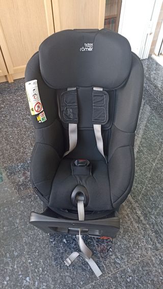 Britax Römer Dualfix Plus 360°