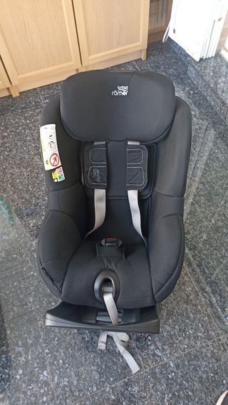 Britax Römer Dualfix Plus 360°