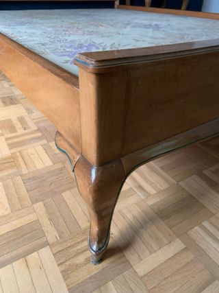 Cama madera ratán estilo antiguo
