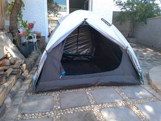 Tienda campaña Quechua para 3 personas
