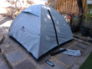 Tienda campaña Quechua para 3 personas
