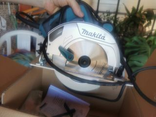Sierra circular Makita