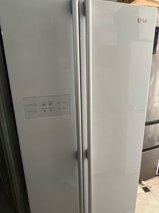 Nevera LG americana blanca