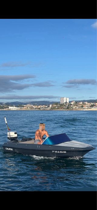 Lancha rápida - Barco motor fueraborda