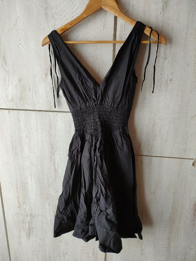 Vestido negro cóctel