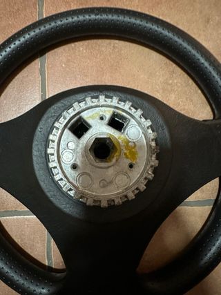Volante Ford antiguo
