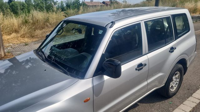 Mitsubishi Montero 2001