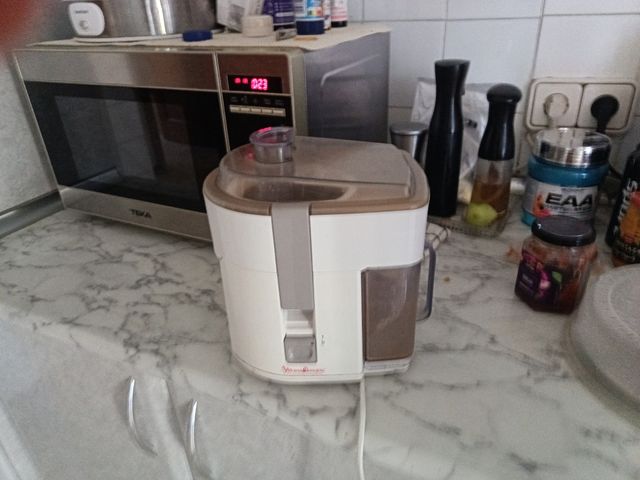 Licuadora Moulinex exprimidor de segunda mano por 15 EUR en