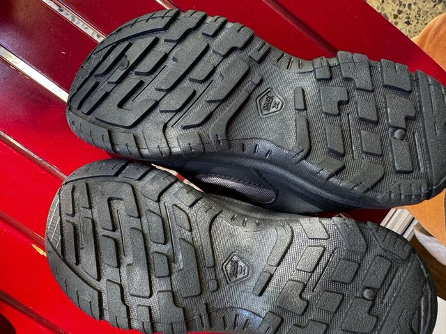 Botas Quechua niño - rojas y grises talla 32