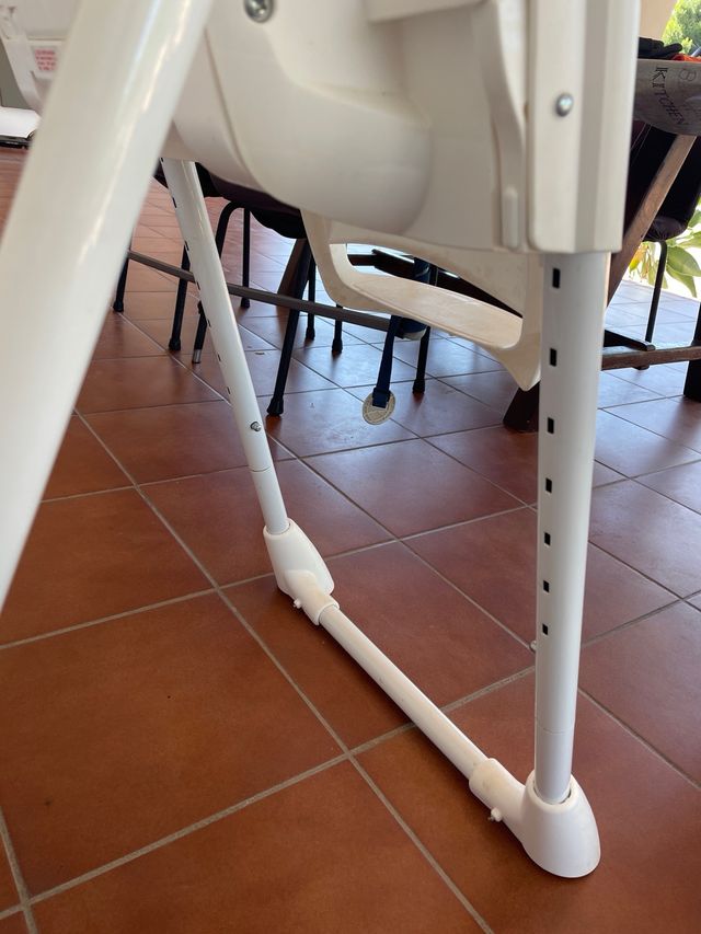 Trona bebé CAM - 6-24 meses