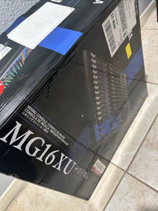 Mesa de mezclas Yamaha MG16XU