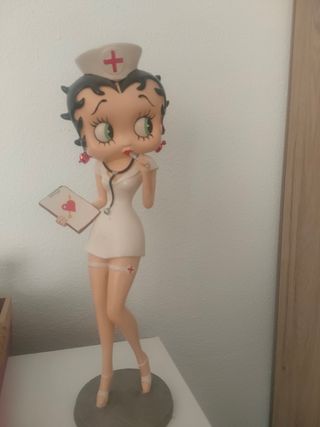 Betty Boop enfermera figura