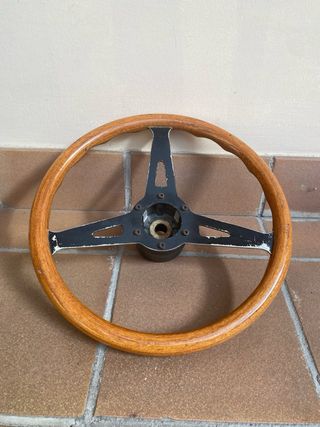 Volante madera clásico