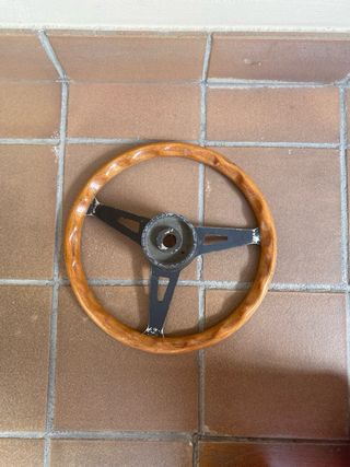 Volante madera clásico