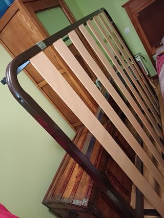 cabecero con somier - 135x180 Cabecero 131x 114