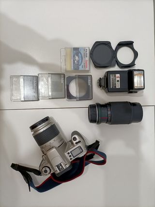 Canon EOS 300 + accesorios.