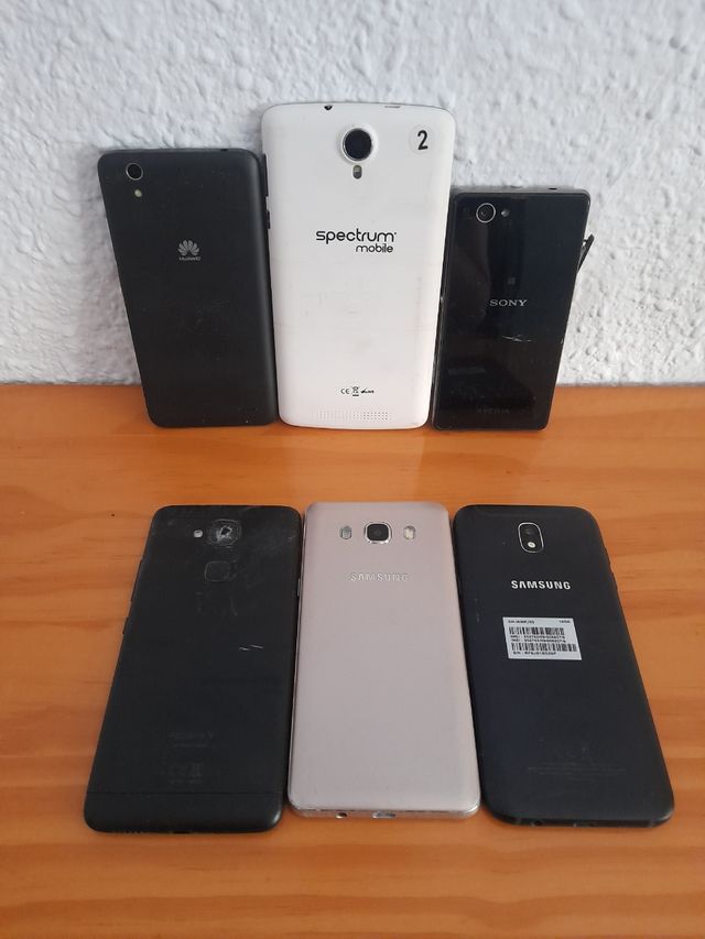 Molti telefoni cellulari