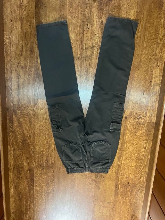 Lote pantalones cargo verde, marrón y gris