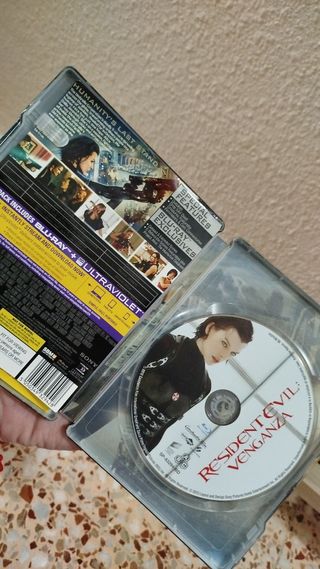 Resident Evil: Retribution - Blu-ray Steelbook
