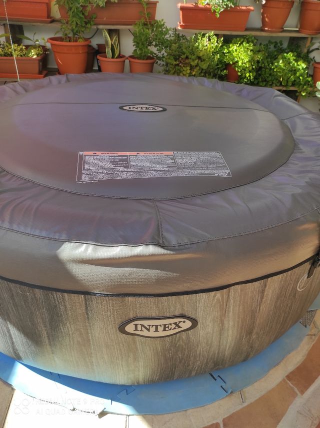 Spa Intex 4 adultos + 1 niño