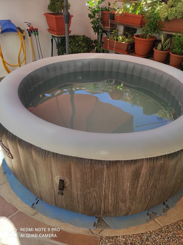 Spa Intex 4 adultos + 1 niño