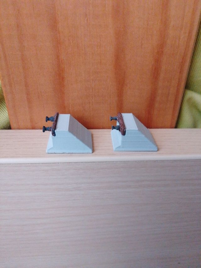 2 topes tren escala N 1:160