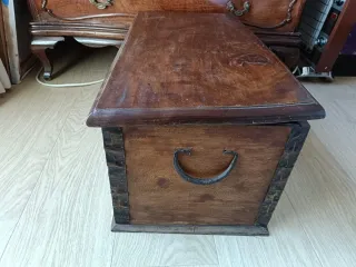 Baúl madera artesanal de Bali (Indonesia)
