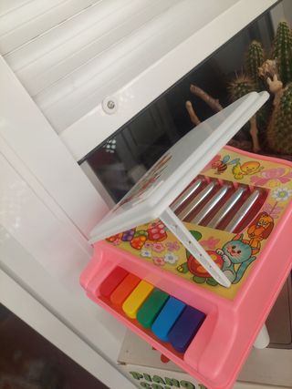 Piano Reig antiguo juguete