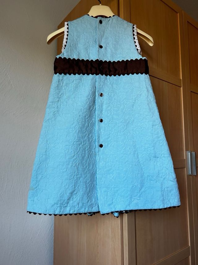 Vestido niña azul claro - 9 años