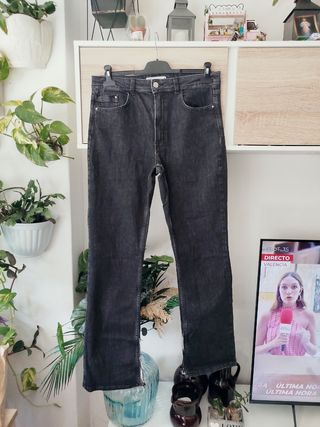 Vaqueros rectos Zara negros