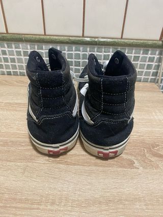 Vans Sk8-Hi negras y blancas - 45