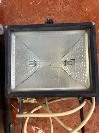 Foco luz antiguo + trípode