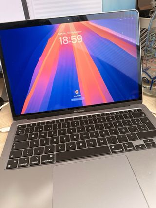 MacBook Air M1 2020 - 8GB-256GB teclado nuevo
